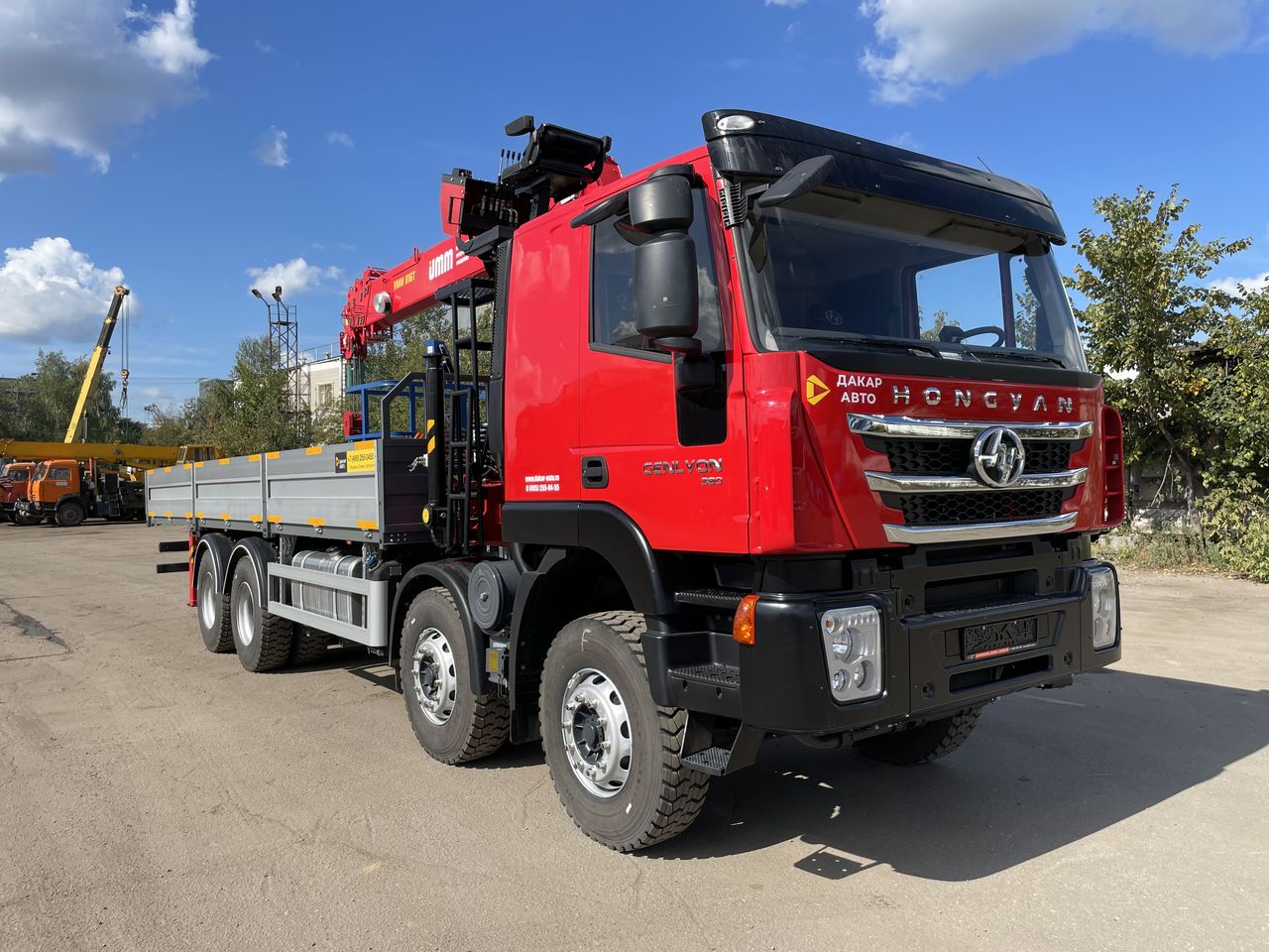 HONGYAN GENLYON SAIC-IVECO 8×4 (МРМ 40т) КМУ UMM 816T (8т)
